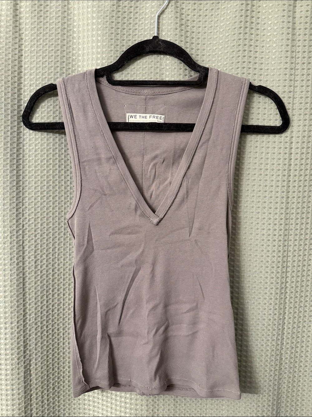 We The Free Mauve Ribbed V-Neck Tank